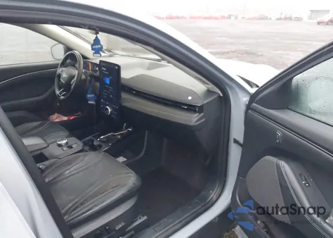 2024 Ford Mustang Mach-E Premium from USA, damaged, VIN 3FMTK3SU6RMA19358